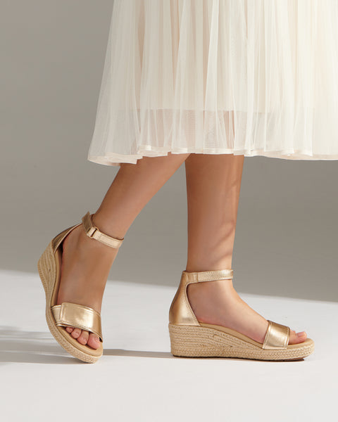 Abeo shops dress sandals